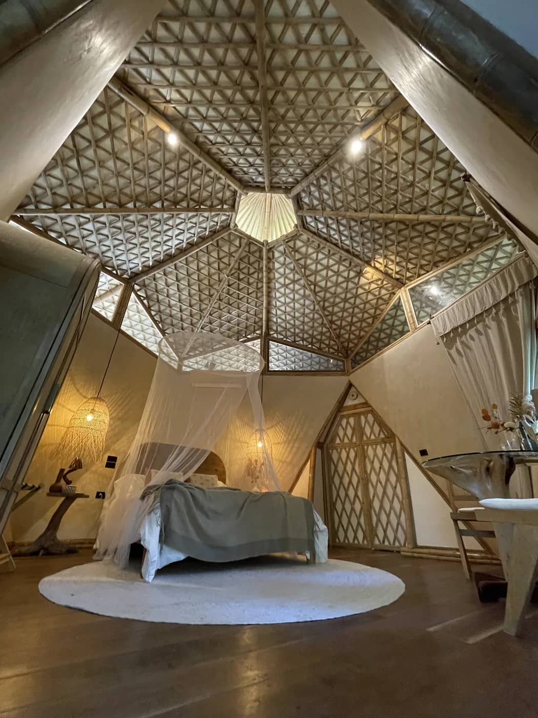 Interior of the Romantic Star Bath Suite at Mauna Tulum